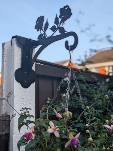 Easy fit hanging basket - fit,