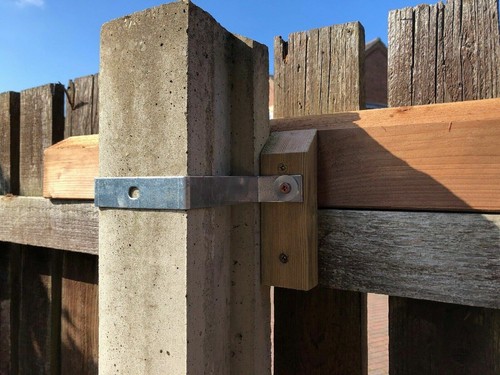 Solid concrete post - solid,